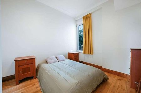 Queens Road, London, SW19 - Photo 5