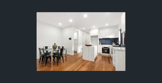 Picture Perfect Modern Living - Photo 1