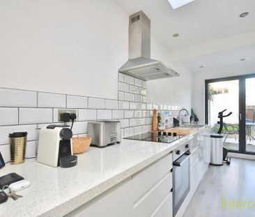 2 bedroom terraced house to rent - Photo 3