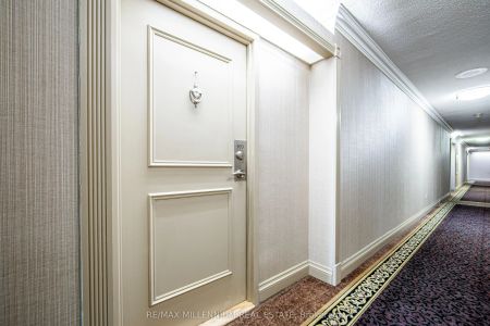 10 Dean Park #903 - Photo 3