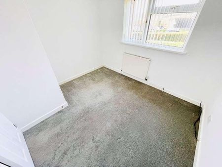 Jenkins Row, Rhymney, Tredegar, NP22 - Photo 3