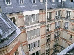 Logement à Paris, Location meublée - Photo 3