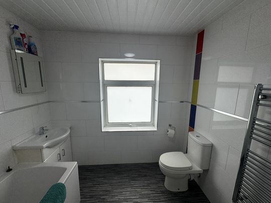 Asquith Avenue, Tang Hall - P1099 - Photo 1