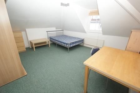 7 bedroom maisonette to rent - Photo 5