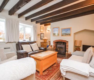 2 bedroom semi-detached house to rent - Photo 2