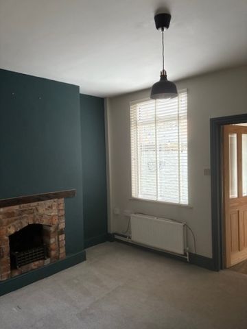 25, Gordon Street - Photo 2