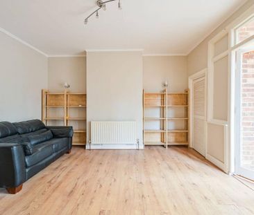 1 bedroom flat to rent - Photo 6