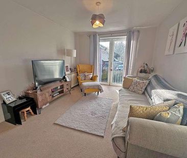 Sheard Court, Shaw, OL2 - Photo 2