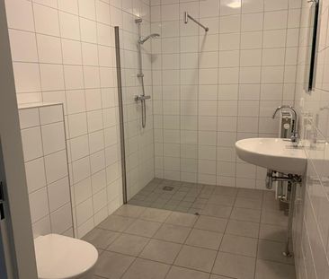 Appartement te huur: Abebe Bikilastraat 43 1361 CD Almere - Foto 2