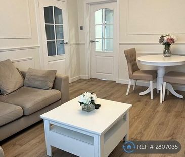 2 bedroom terraced house to rent - Photo 2