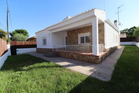 Luxury 4 room Detached House for rent in Rocafort, Valencia - Photo 5