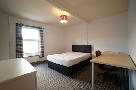 70 Ambrose Street - Photo 5