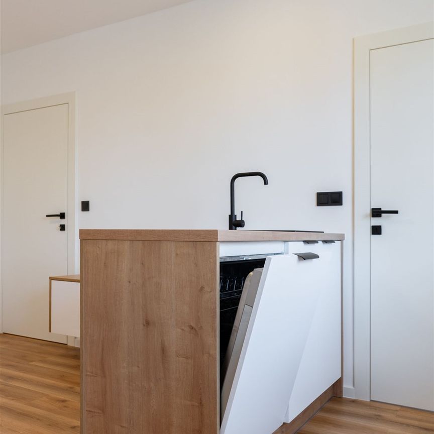 Pronájem bytu 2+kk 35 m², Jaroslava Vrchlického 2816, Most - Photo 1