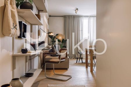 2 bedroom luxury Apartment for rent in Lisbon - Photo 3