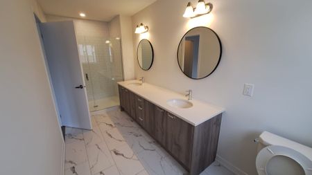 For Lease - 70 Ziibi Way Unit# Main, Clarington, Ontario - Photo 2