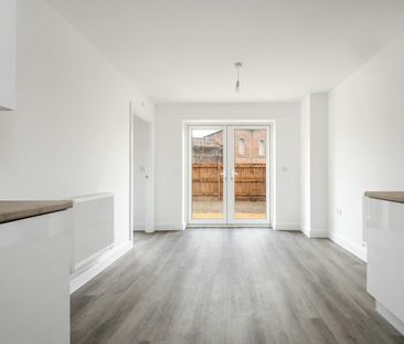 Charles Dyer Close, Melton Mowbray, LE13 - Photo 5