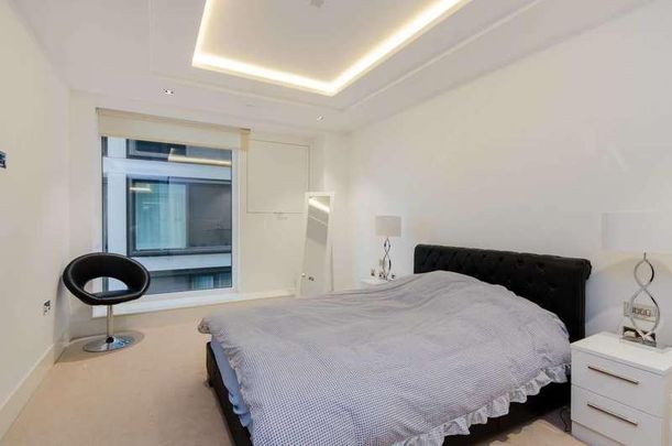 Kensington, Kensington, W14 - Photo 1