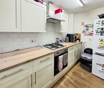 2 bedroom house to rent Amethyst Grove, Waterlooville, Hampshire, PO7 - Photo 6