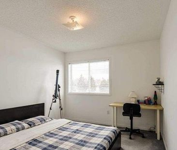 For Lease - 12 Willow Park Drive, Brampton, Ontario - Photo 5