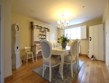 3 Bedroom Detached To Let - Photo 4