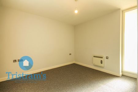 1 bed Apartment for Rent - Photo 5