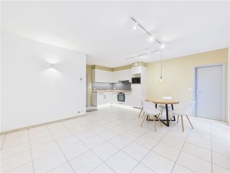 Appartement te huur - Foto 4