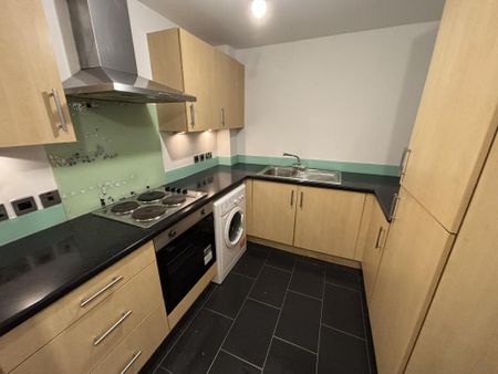 2 bedroom flat to rent - Photo 5