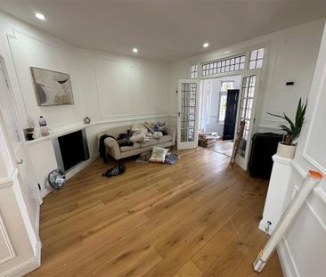 5 bedroom detached house to rent - Photo 1