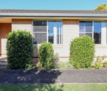 TWO BEDROOM UNIT IN QUIET LOCATION - Photo 4
