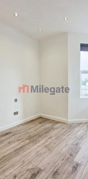 1 bedroom in a flat share to rent - Photo 1