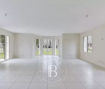 Maison • La Châtaigneraie-La Feuillaume Sud - Photo 2