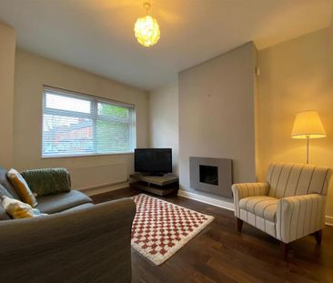 3 bedroom end of terrace house to rent - Photo 1