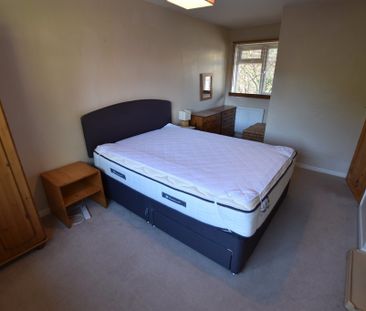 Overdale Swinton Manchester Greater Manchester - Photo 5