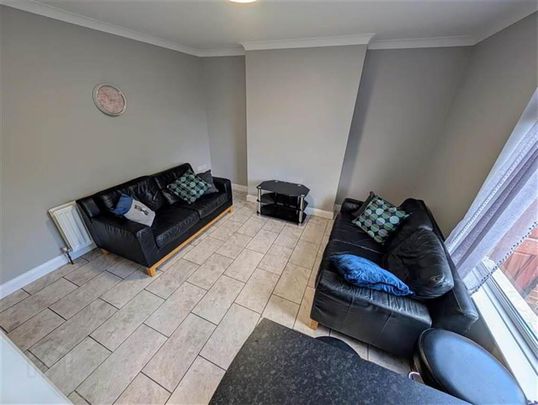 70 Sandhurst Drive, Belfast, BT9 5AZ - Photo 1