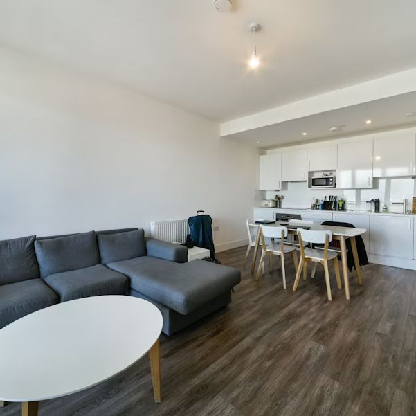 2 bedroom apartment - Photo 1