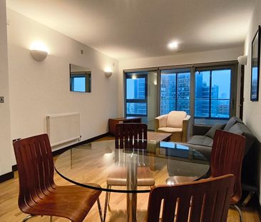 1 Bed Flat, Bridges Court Road, SW11 - Photo 1