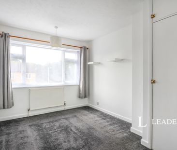 3 bedroom house to rent Hercules Road, Poole, Dorset, BH15 - Photo 3