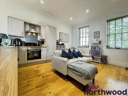 1 bedroom flat to rent - Photo 2