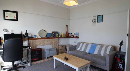 Charming 1BR Flat in Roseneath! - Photo 3