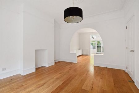 3 bedroom terraced house to rent - Photo 5