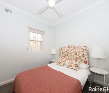 Charming Freestanding Home with Courtyard in the Heart of Woollahra - Photo 6