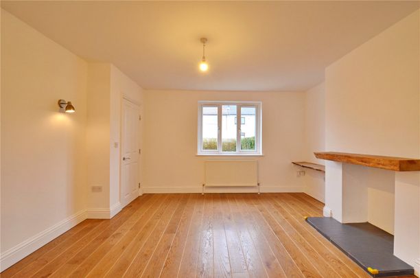 Lydney Road, Southmead - Photo 1