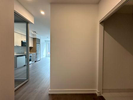For Lease - 75 James Street Unit# 411, Hamilton, Ontario - Photo 2