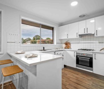 5 Bedroom Home - Photo 4