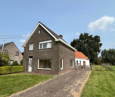 Ruime woning met een grote tuin - Photo 1