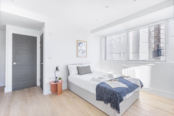 Studio to rent - Photo 1