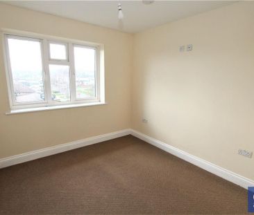 3 bedroom maisonette to rent - Photo 4