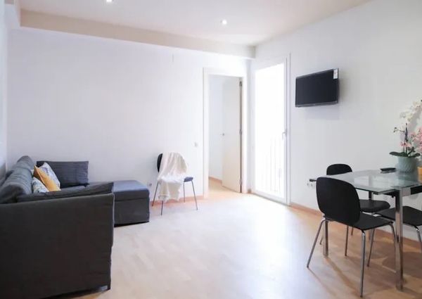 Carrer de Sant Màrius, Barcelona, Catalonia 08022