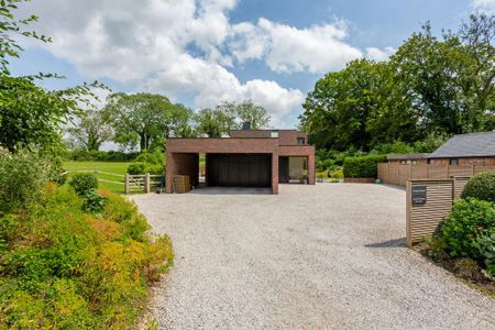 4 bedroom detached house to rent - Photo 3