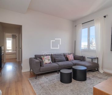 Excellent 2 Bedroom penthouse with 20m² terrace for rent in Eixampl... - Photo 2